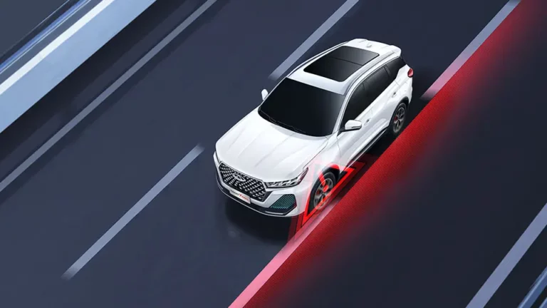 Chery-Tiggo7-Safety-LKA-16x9-half