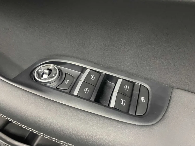 97cb997c-6151-46c8-910e-80c0808bacfb