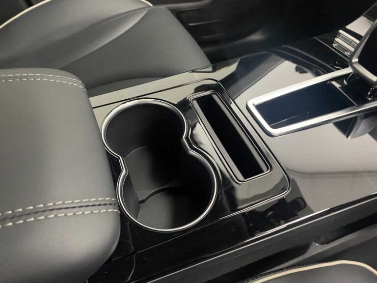 7270ca3e-e941-4bd2-9351-ebb21778a24f