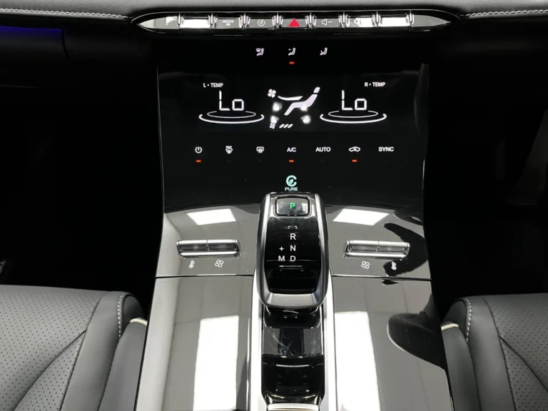 a77853bf-19f9-4cca-9065-8fa966b3b564